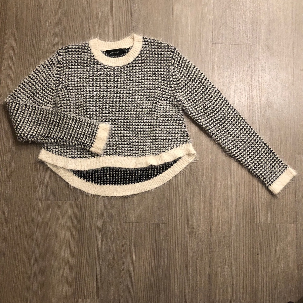 Minkpink Fuzzy Cropped Sweater Size XS WORN ONCE